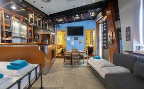 Stay In Pub Kamera Klub Apatment-City Center