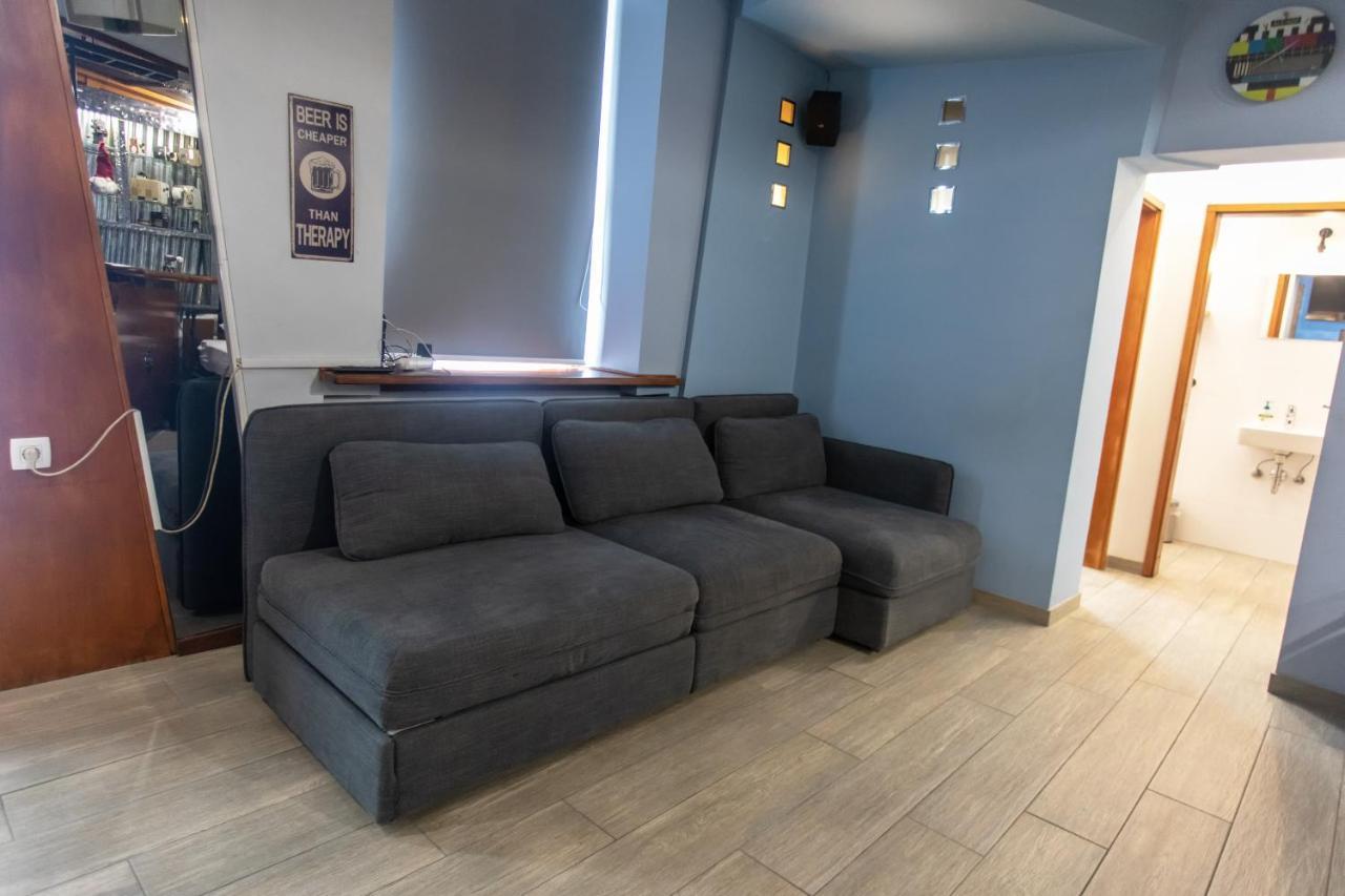 Stay In Pub Kamera Klub Apatment-City Center Lubiana Esterno foto