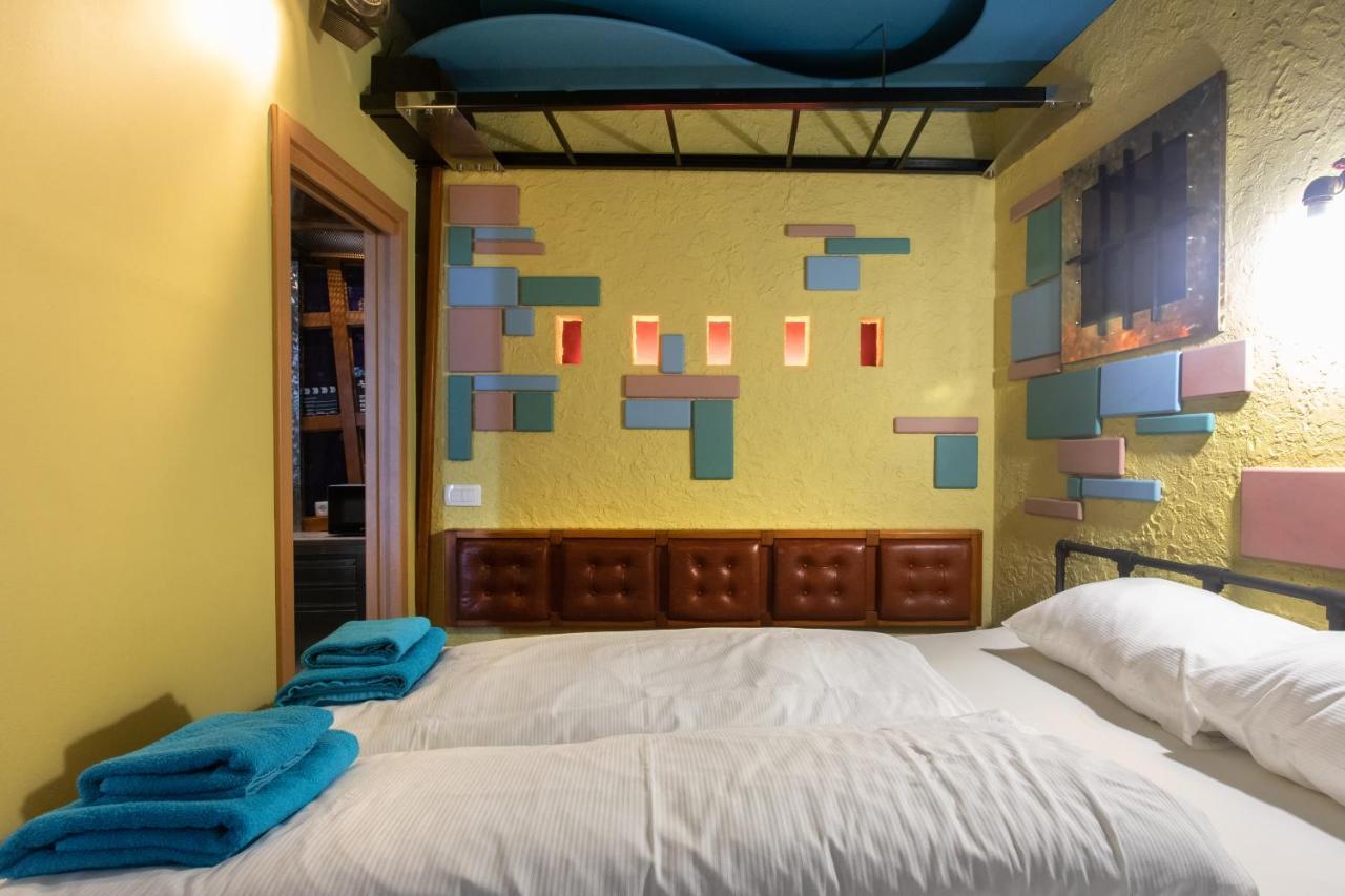 Stay In Pub Kamera Klub Apatment-City Center Lubiana Esterno foto